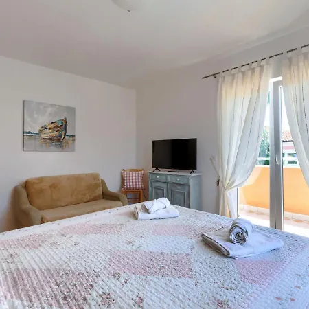 Alba-2 By Interhome Apartment Umag