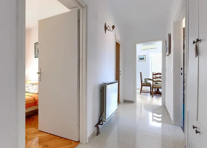 Apartman Alba-2 By Interhome *