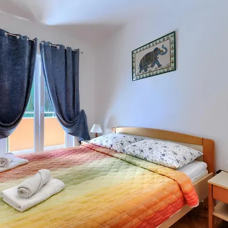 Alba-2 By Interhome *